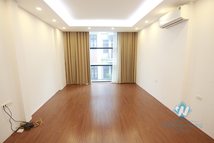 Six bedrooms house for rent in Dong Da district, Hanoi.